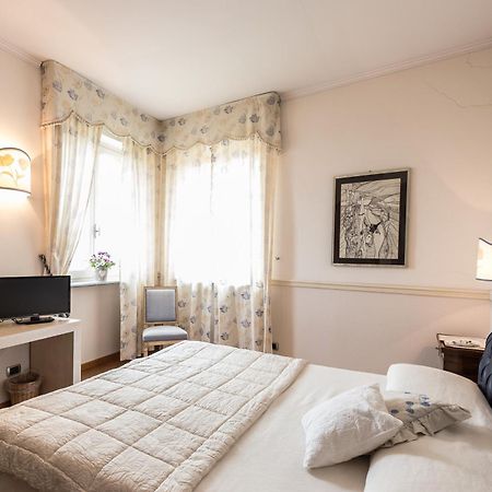 Ristorante Albergo Ca' Vittoria Tigliole Ngoại thất bức ảnh