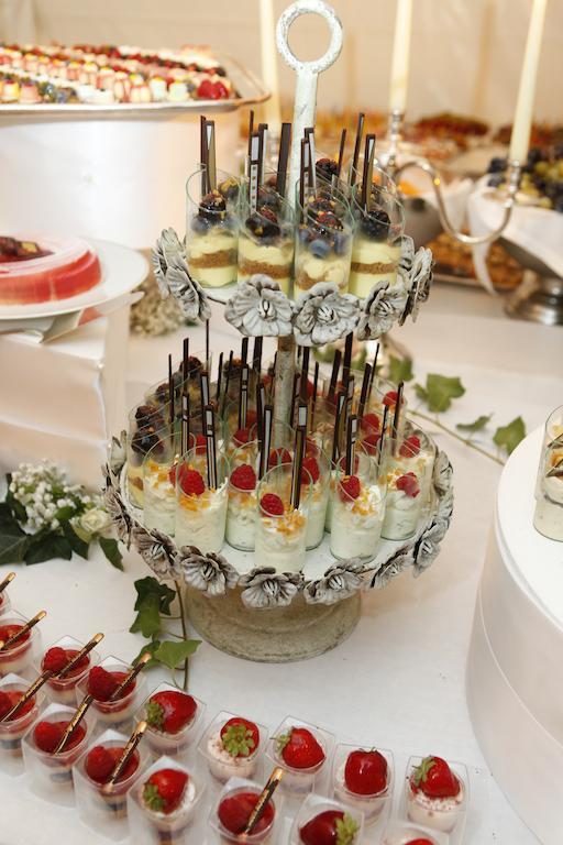 Ristorante Albergo Ca' Vittoria Tigliole Ngoại thất bức ảnh